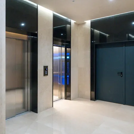 Grand Panorama Apartment *